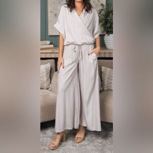 NWT Surplice Dolman Sleeve Top and Wide Leg Pants Set in Sand size Small